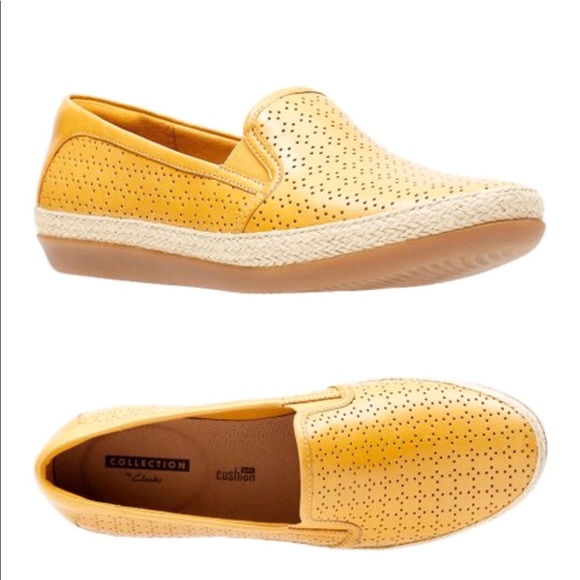clarks cloudsteppers yellow